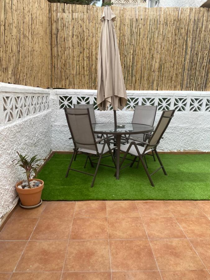Chalet Adosado Corta Temporada 2 Dormitorios 贝纳尔马德纳 外观 照片